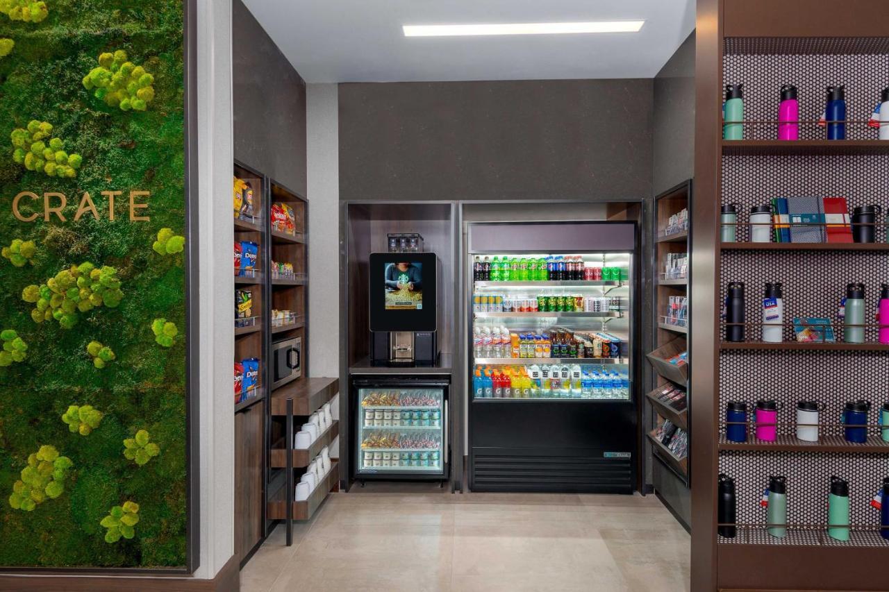 ホテル Courtyard By Marriott Atlanta Midtown エクステリア 写真